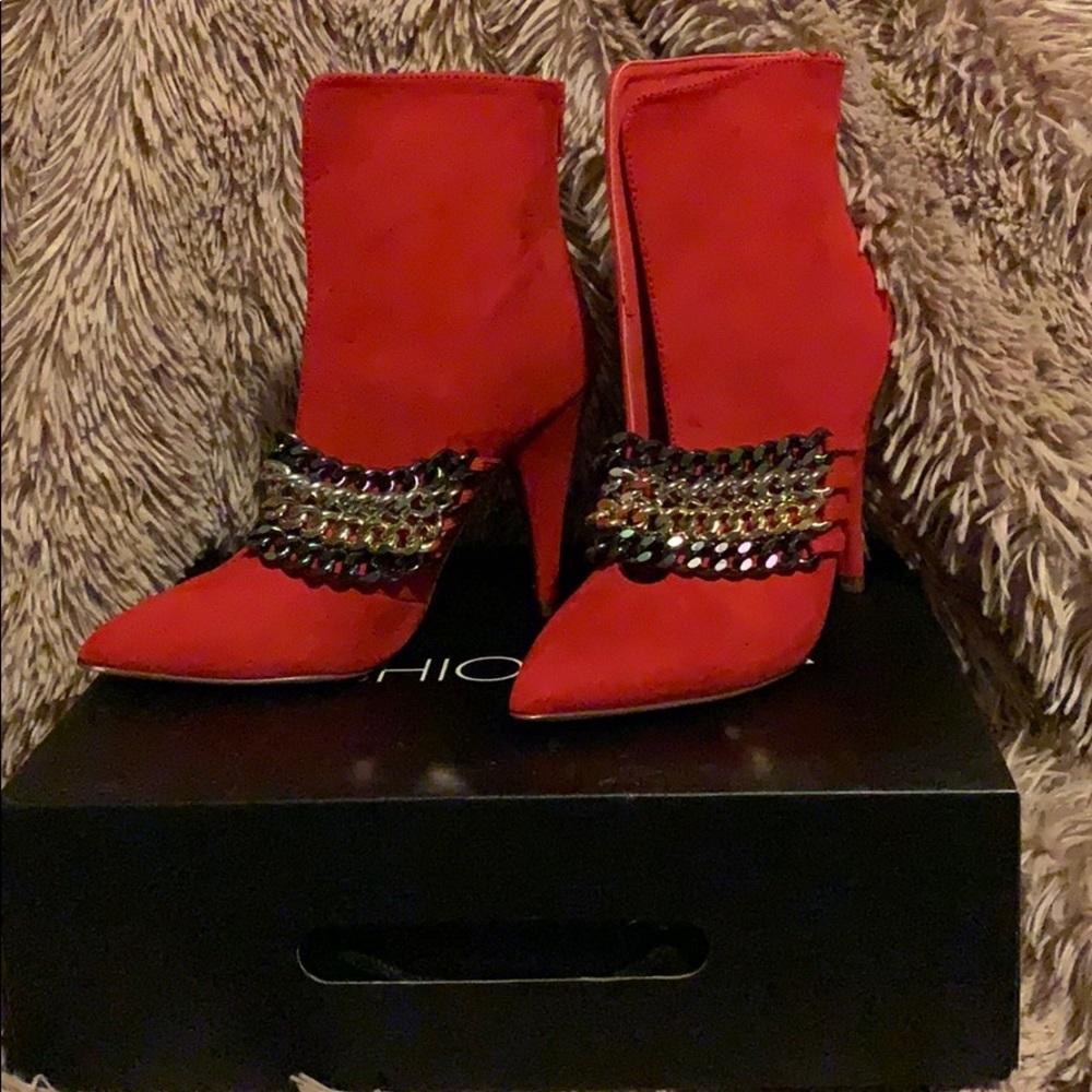 Chain Link Bootie